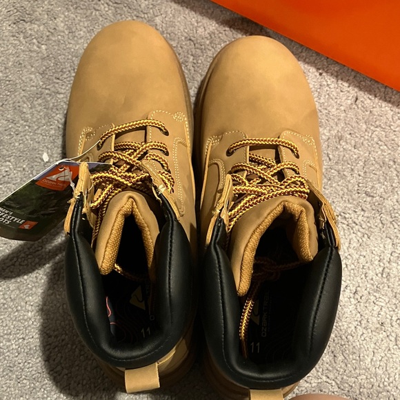 Ozark Trail Work Boots - Picture 4 of 10